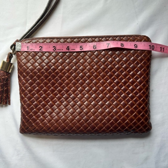 G.I.L.I. Elegant Brown Woven Wristlet - Picture 4 of 8